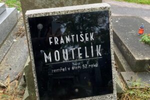 Hrob-František Moutelik-20231020
